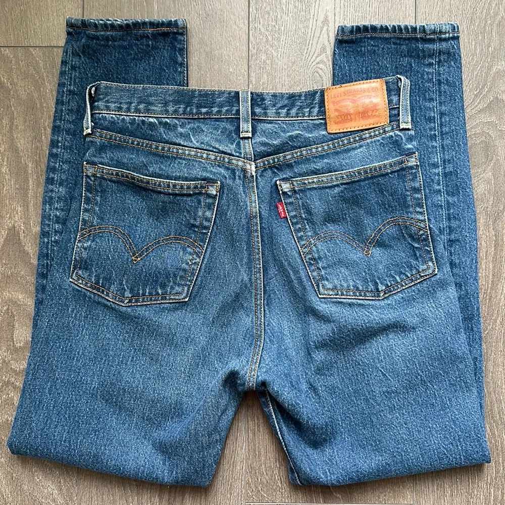 Levi’s wedgie icon fit high rise jeans 26 - Picture 5 of 11
